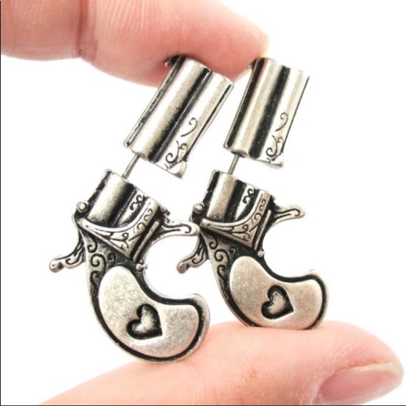 jojonista Jewelry - POW GUN EARRINGS